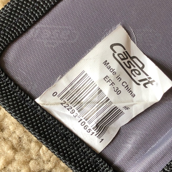 Case-it 13-Pocket Expanding File with Handle and Shoulder Strap - Picture 4 of 7